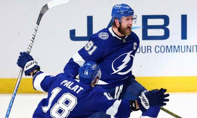 Stamkos strikes twice as Lightning sink Rangers and return to Stanley Cup final