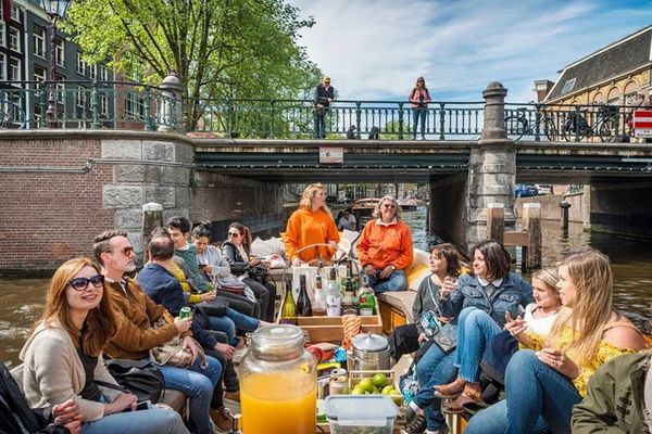 Amsterdam canal tour tops list of world’s best travel experiences