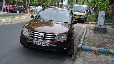 Kolkata: Car runs over man's legs in Salt Lake; doctors' efforts on to salvage damaged limb