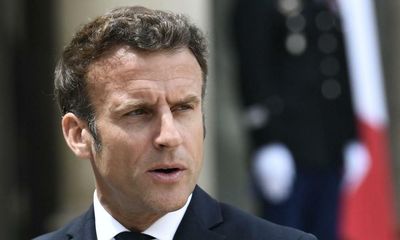 Radical left threatens to hamstring Emmanuel Macron in French election