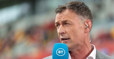 Chris Sutton tells striker that Arsenal transfer is 'better option' than Man United