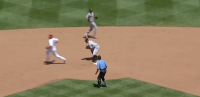 Cardinals absolutely confused the Pirates into allowing a run with a brilliant baserunning trick