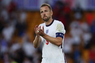 Harry Kane backs Gareth Southgate despite England’s poor run of form