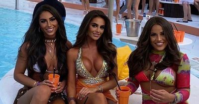 TOWIE stars are thrown off flight for refusing to wear masks and vaping