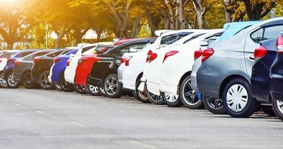 Resident fumes as stranger steals parking spot and threatens to have car towed