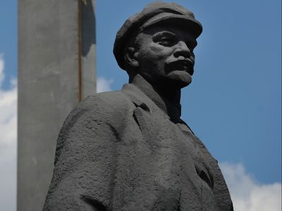 Finland removes statue of Lenin as country seeks to join NATO