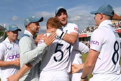 Stuart Broad hopes ‘most outrageous hour of Test cricket’ sees free-ticket England fans return