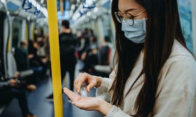 Don’t want to get sick this winter? The pandemic health habits to keep long term