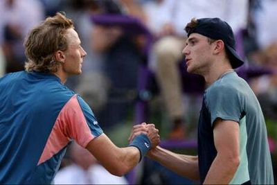 Jack Draper crashes out at Queen’s as Katie Boulter lines up Simona Halep quarter-final at Birmingham Classic