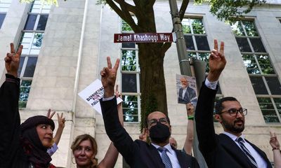 Street sign honoring Jamal Khashoggi unveiled in front of Saudi embassy in DC