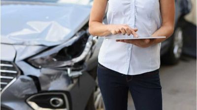 What To Do If Someone Hits Your Car: 5 Tips To Get Compensated