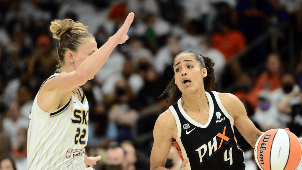 Sports Illustrated Skylar Diggins Smith Calls Out