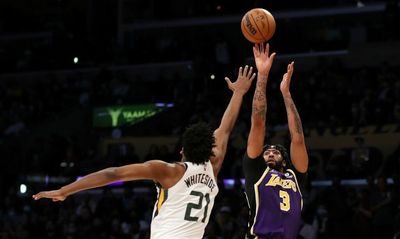 Anthony Davis is putting in work with famed shooting coach