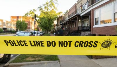 2 shot, 1 fatally, in Back of the Yards