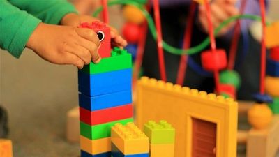 Free kinder, pre-prep programs and more childcare part of Victoria's $9 billion education reform package