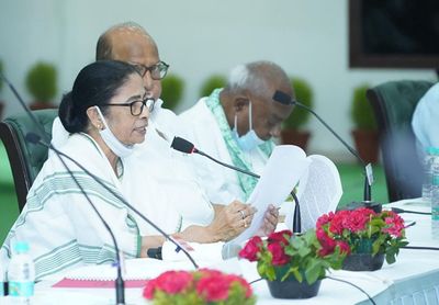 President Election: Mamata Banerjee mentions Farooq Abdullah, Gopalkrishna Gandhi