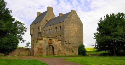Outlander-themed farmhouse offers fans ideal stay in Scotland