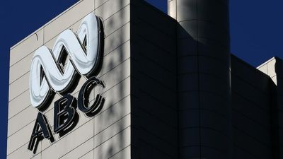 ABC apologises to staff for racism in newsrooms, after reports of exclusion and insensitivity