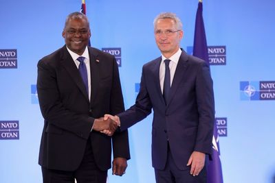 NATO ministers discuss boosting eastern flank forces