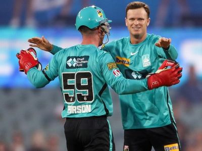 Injury-hit Aust to bowl first in Sri Lanka