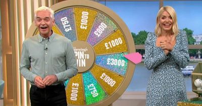 This Morning in chaos as Holly and Phillip beg ITV staff to fix phone-in gaffe