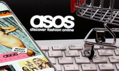 Asos warns on profits amid ‘significant increase’ in customer returns