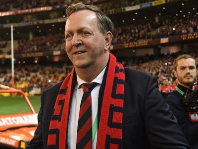 Board hits back amid Dees' off-field drama