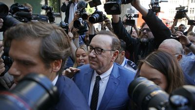 Kevin Spacey ‘strenuously denies’ sex assault charges, granted bail in London court