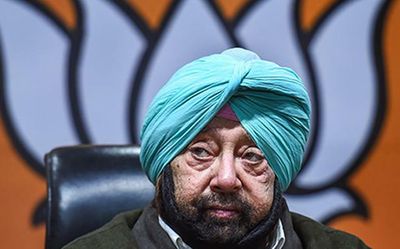 Hiring soldiers for four years not a good idea: Amarinder