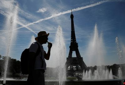 Record early heatwave sweeps France as fires flare in Spain