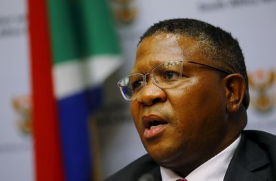 S African minister suggests foreigners are to blame for no jobs