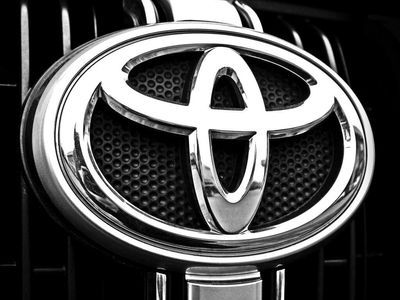 Toyota Stretches Japan Production Cut Citing Chip Shortage