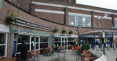 Leeds train station Wetherspoons reopens after £500,000 overhaul