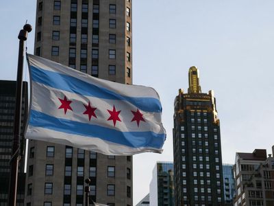 Illinois Judge Lifts Court Order, Allows Craft Cannabis Licensees To Move Forward With Business Plans