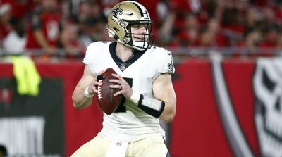 Dennis Allen Lays Out Vision for Taysom Hill’s Role in 2022