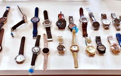 Maharashtra: Duplicate watches worth Rs 1 crore seized, five held