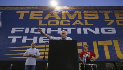 Bernie Sanders backs unions, calls out ‘corporate greed’ during Chicago rally