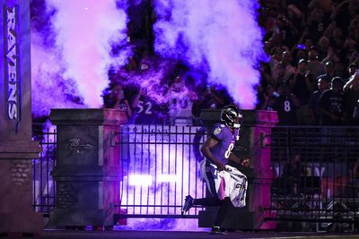 Ravens QB Lamar Jackson expects to play in Baltimore for remainder of NFL career