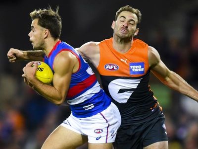 Bulldogs wary of rivals Giants in AFL