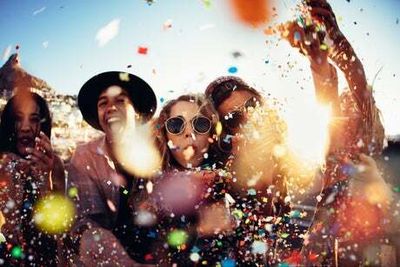 Things to do in London during the heatwave, from weekend parties to lidos, picnics and rooftop bars