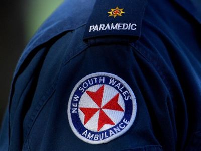 NSW govt sues to cut medical officer pay
