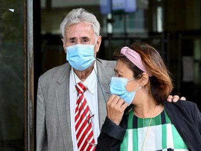 Wrongly accused gynaecologist wins costs