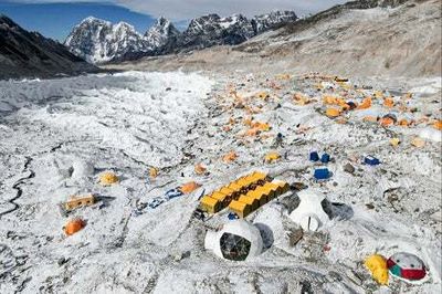 Nepal to move Everest base camp amid global warming fears