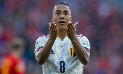 Arsenal working to buy Youri Tielemans as Fábio Vieira deal confirmed by Porto