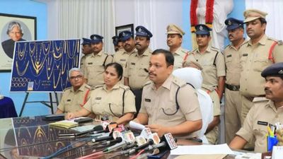 Tirupati police arrests two interstate thieves, Rs 50 lakh worth stolen property recovered