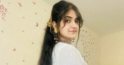 Woman, 21, makes £13,500 a month launching business from her bedroom