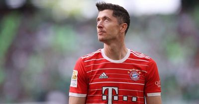 Robert Lewandowski responds to Chelsea transfer interest amid PSG, Barcelona rumours