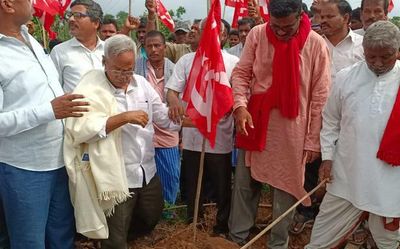 We will draw nation’s attention to Narayanpur land issue: Madhu