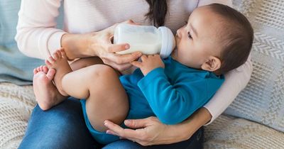 Parents warned against giving water to breastfed babies even in heatwave