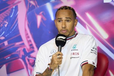 Hamilton welcomes 'porpoising' intervention, disagrees with Verstappen